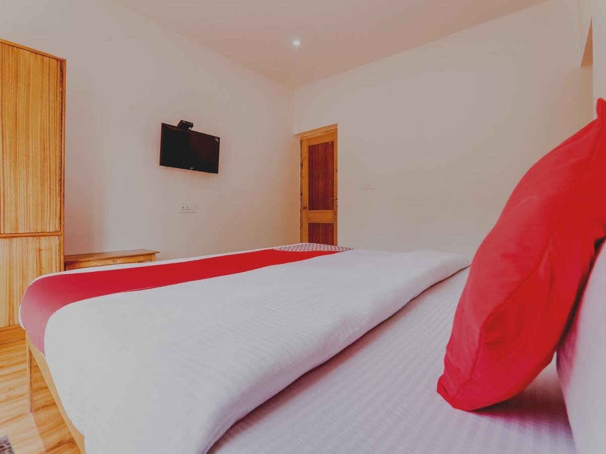 Oyo 72466 Hotel Yuvraj Shivpuri  Bagian luar foto