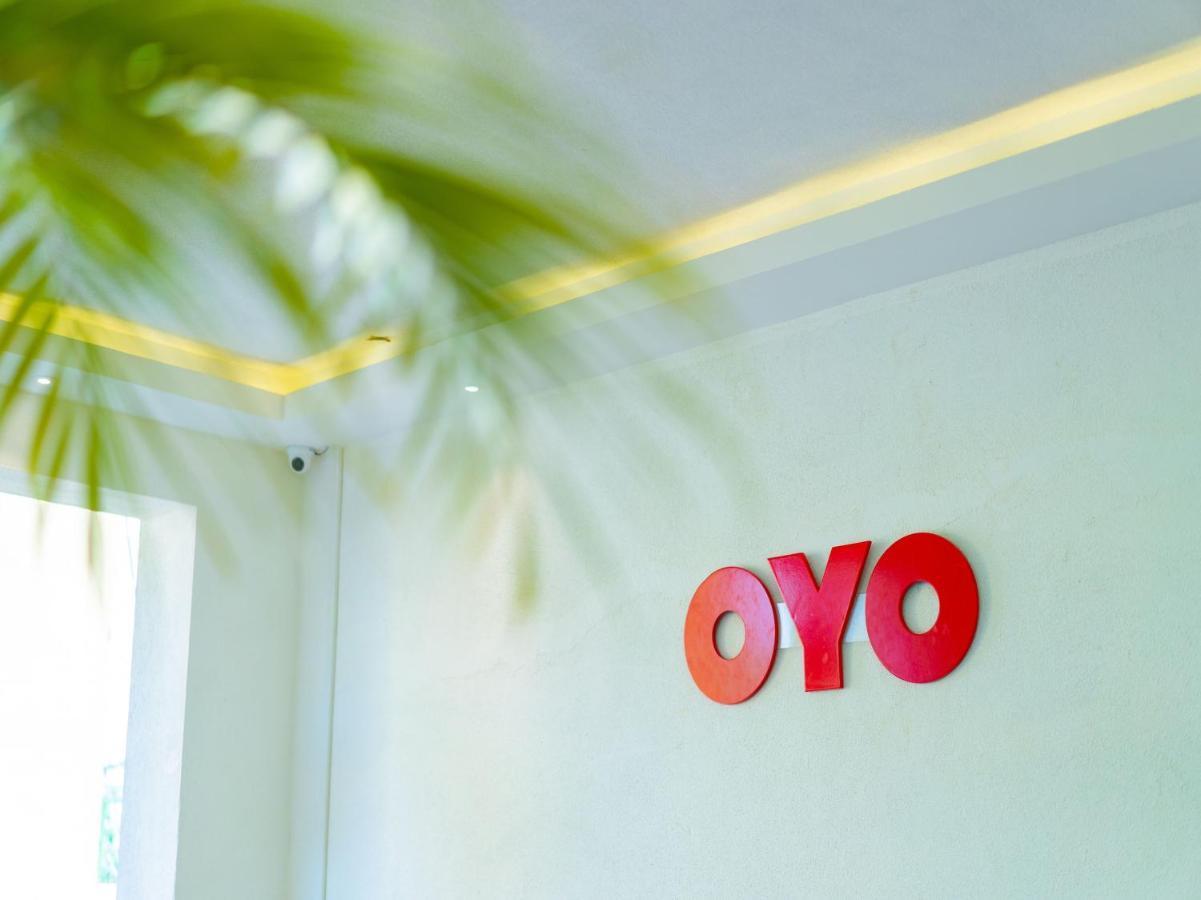 Oyo 72466 Hotel Yuvraj Shivpuri  Bagian luar foto